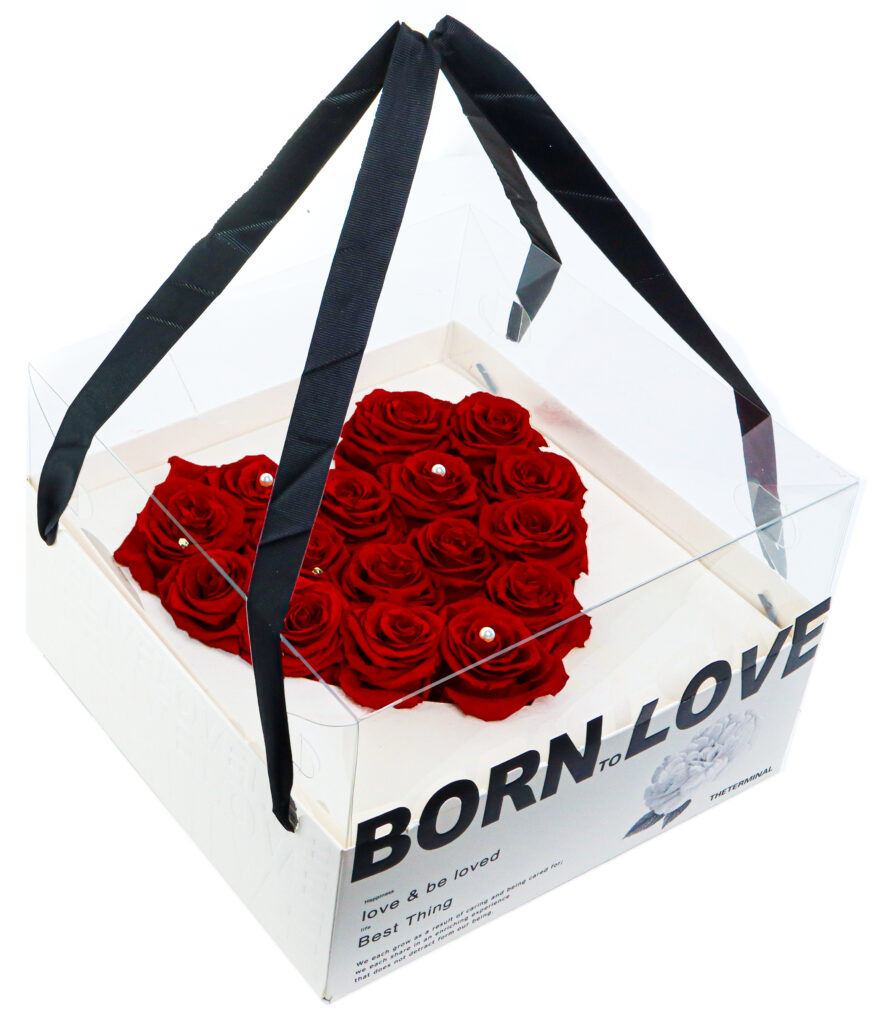 Everlasting Roses - BORN TO LOVE – HEART DISPLAY BOX